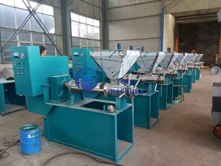 Εργοστασιακή επίδειξη μαζικής παραγωγής μηχανών εξαγωγής λαδιού με βίδα