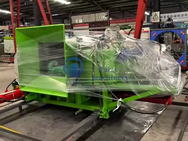 Máy trộn thức ăn silage di động