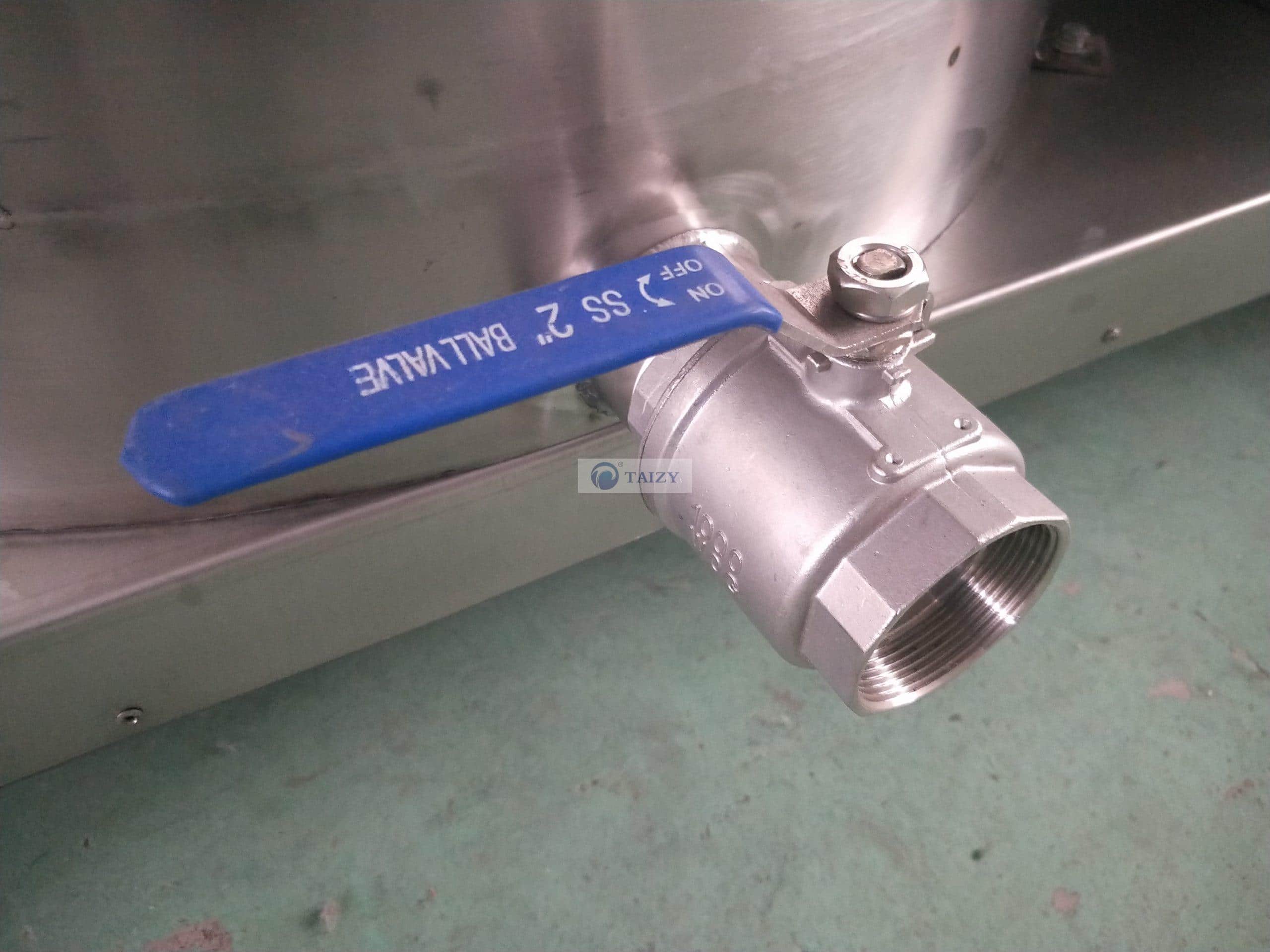Drain valve