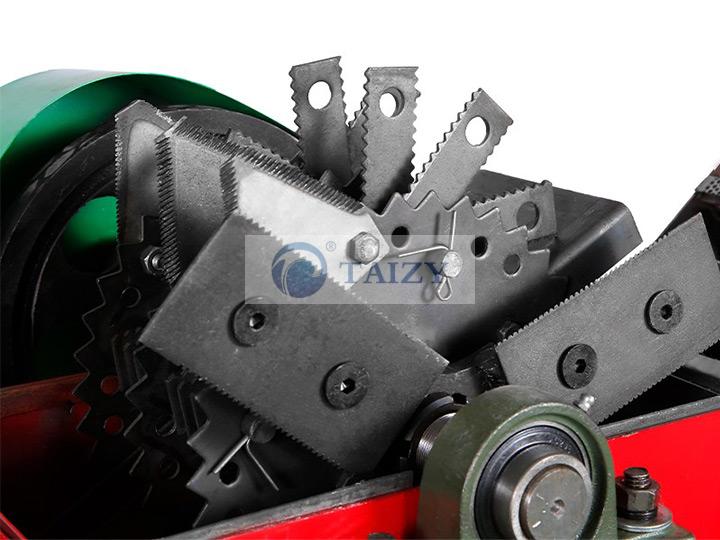 Chaff Cutter And Grain Grinder | Combined Straw Cutter And Grinder 11 The Blade Of Chaff Cutter And Grain Grinder
