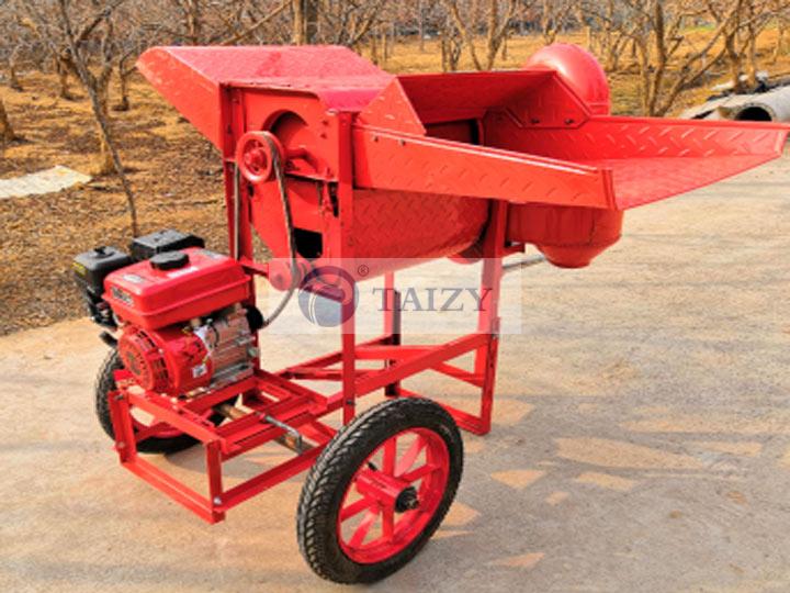 40Hq Of Agricultural Machinery Shipped To Nigeria 8 Thresher For Rice Wheat Beans Sorghum Millet