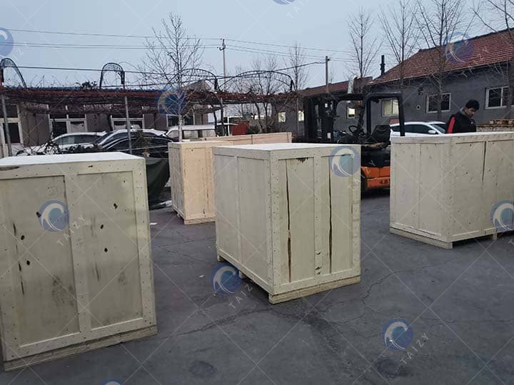 Wooden Case Packing Of Corn Skin Remover Wooden Case Packing Of Corn Skin Remover