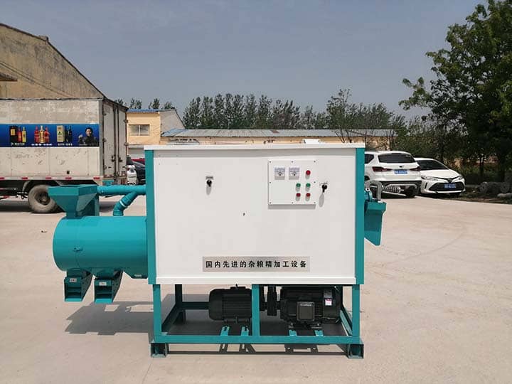 Corn Grits Grinding Machine Sold To Zambia 1 Corn Grits Grinding Machine