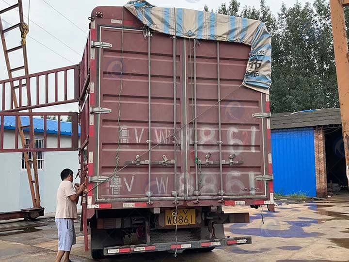 Shipping Of The Combined Peanut Shelling Machine Shipping Of The Combined Peanut Shelling Machine