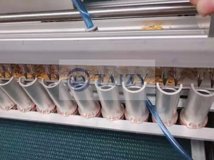 seedling tray machine's needle