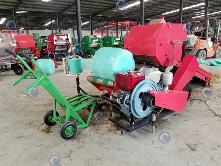 silage bale making machine