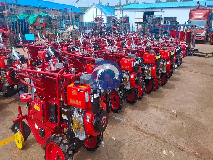 maize corn harvesting machines