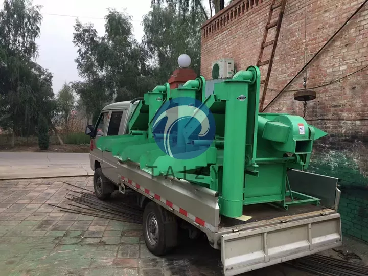 maize thresher shipping site