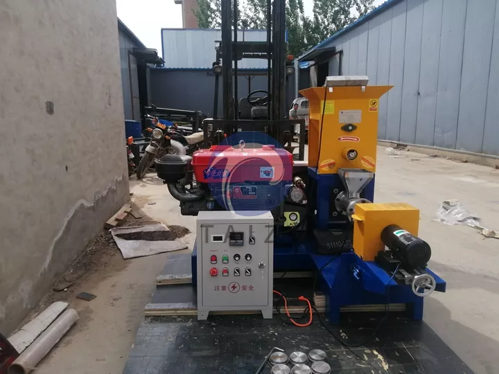 site d’emballage de la machine à pellets pour alimentation de poisson