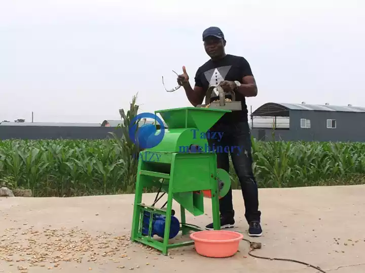 آلة تقشير الفول السوداني للبيع