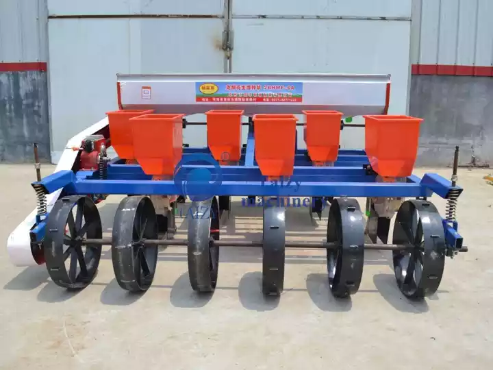 6-row peanut planting machine