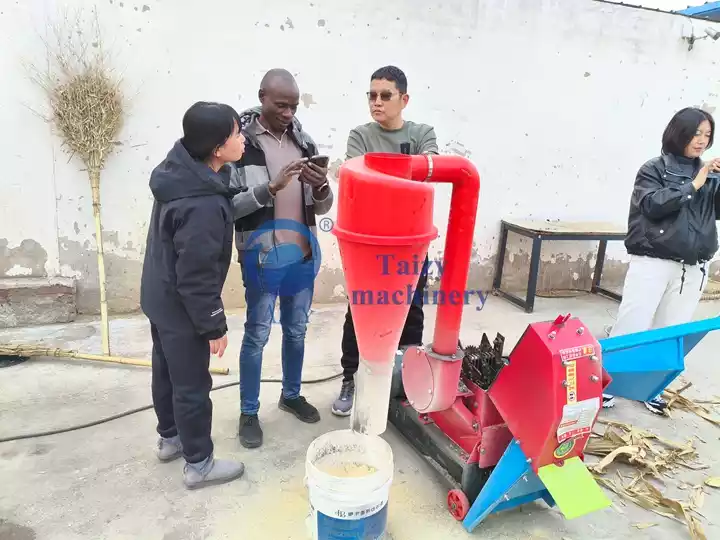 máy nghiền hạt