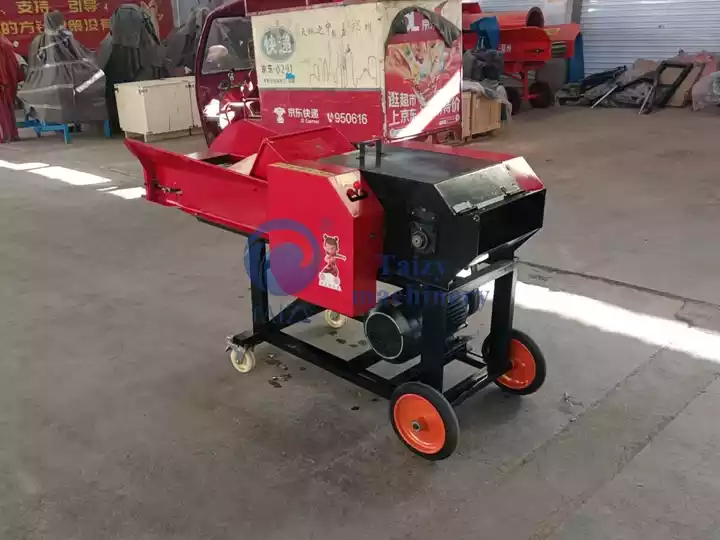 máquina de cortar palha