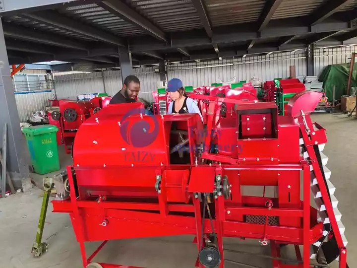 machine de cueille des arachides et autres arachides