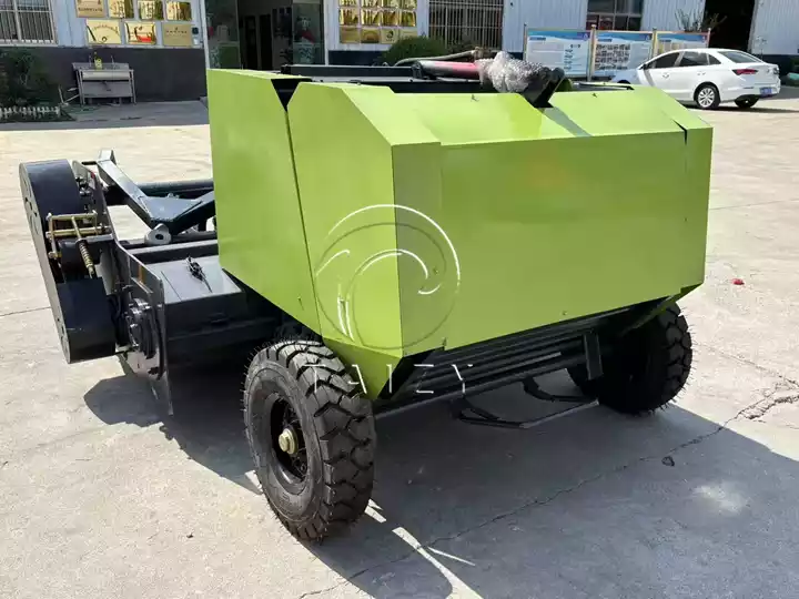 秸秆粉碎机和圆捆打包机