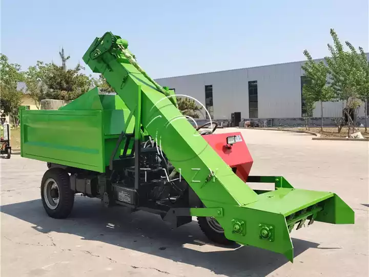 cow dung cleaner