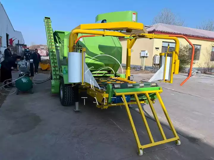 silage bale packing machine