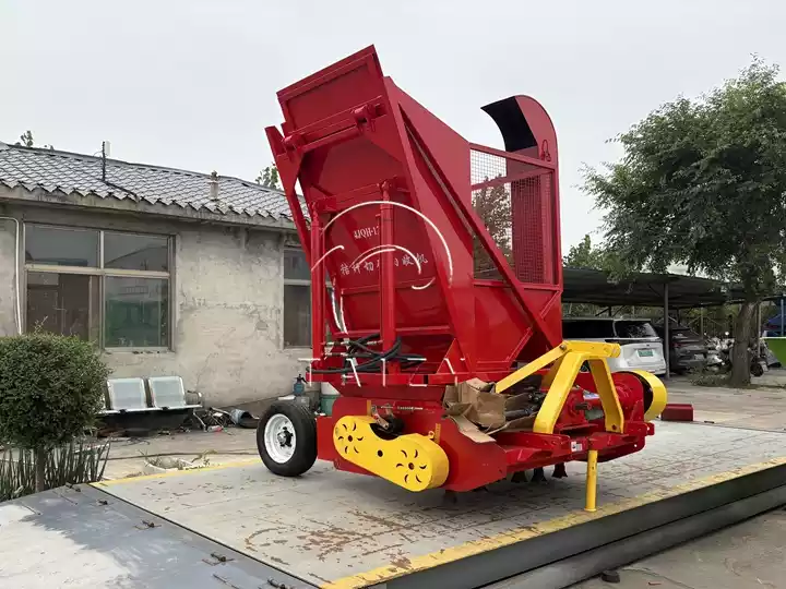 silage harvester machine 1.3m with basket with tires