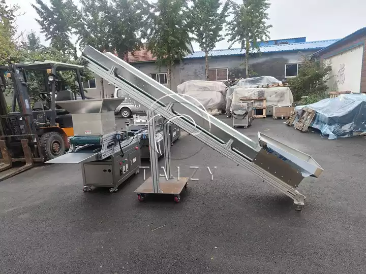 drum nursery seeder with soil feeding elevator